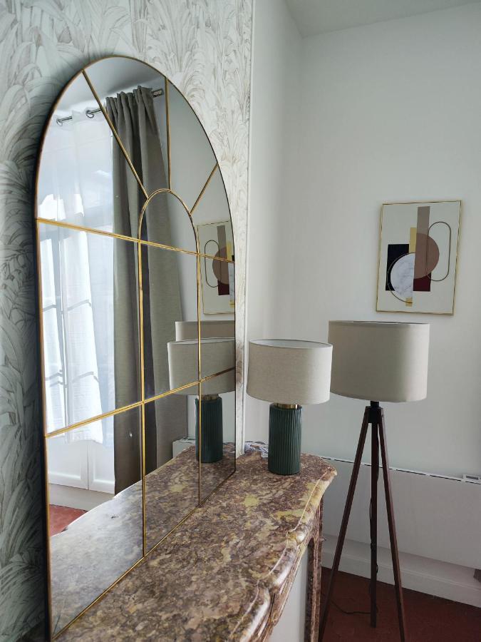 Bright And Modern 3-bedroom Apartment, 90m2 With Air Condition, In Appartement *