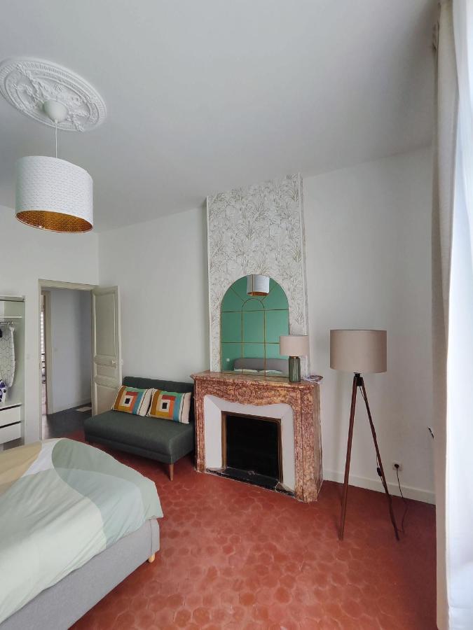Bright And Modern 3-bedroom Apartment, 90m2 With Air Condition, In Appartement Béziers