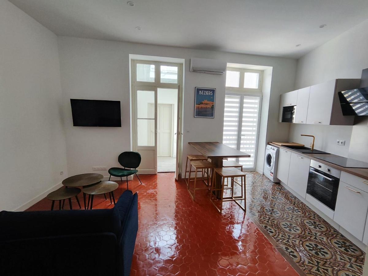 Apartment Bright And Modern 3-bedroom Apartment, 90m2 With Air Condition, In *