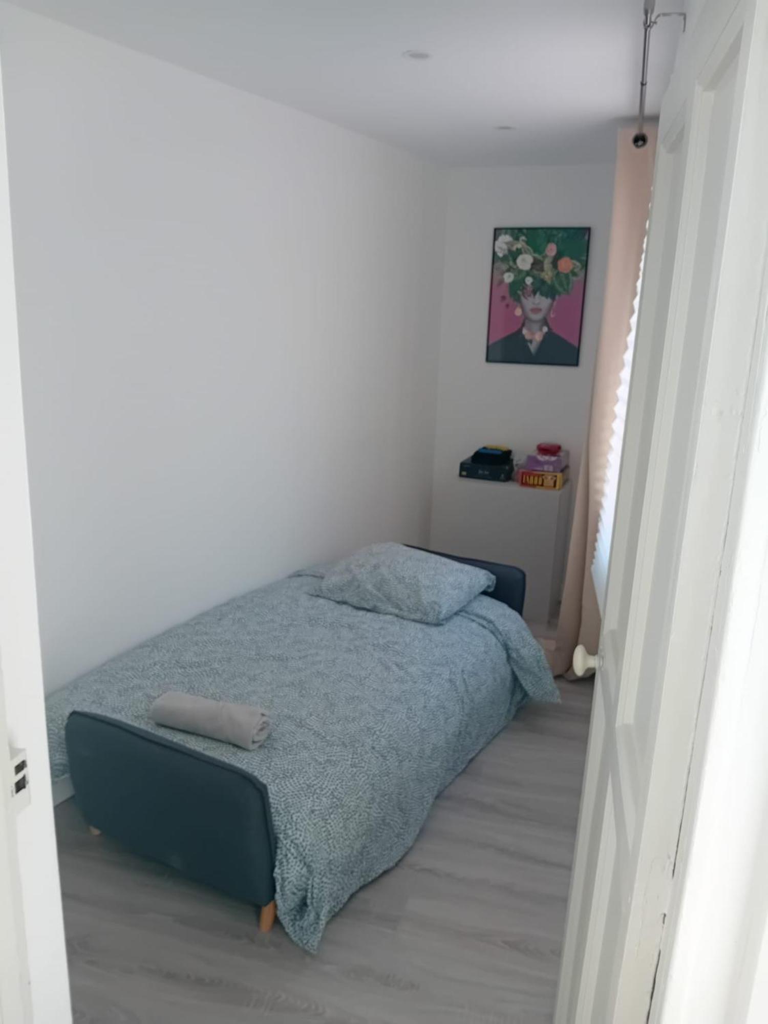 Bright And Modern 3-bedroom Apartment, 90m2 With Air Condition, In Béziers